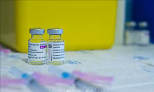 Thủ tướng Italy, Tổng thống Colombia xác nhận sẽ tiêm vaccine của AstraZeneca