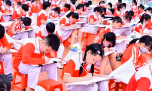 Cuộc thi vẽ tranh 'Thiếu nhi Việt Nam - Mừng Đại hội Đoàn' xác lập kỷ lục Việt Nam