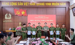Lai Châu: Bắt 5 đối tượng, thu giữ 25 bánh heroin