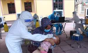 Triển khai xét nghiệm lần 6 cho người dân tại ổ dịch Mão Điền, Bắc Ninh