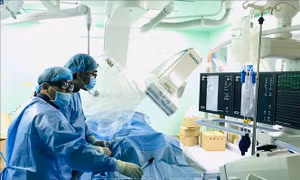 Cứu sống bệnh nhân bị vỡ gan phức tạp bằng phương pháp nút mạch hiện đại