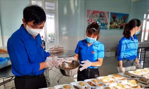 Gần 7 tỷ đồng triển khai 'Triệu bữa cơm' cho người bị ảnh hưởng dịch COVID-19