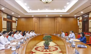Chủ tịch Quốc hội Trần Thanh Mẫn làm việc với Ban Thường vụ Tỉnh ủy Bắc Ninh