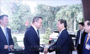 Thủ tướng Luxembourg thăm TP Hồ Chí Minh