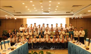 Bồi đắp tình hữu nghị đặc biệt Việt Nam - Lào từ thế hệ trẻ