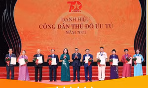 Hà Nội vinh danh 10 Công dân Thủ đô ưu tú năm 2024