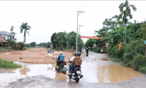 Quảng Trị: Khẩn trương hoàn thành con đường thi công ì ạch nhiều năm