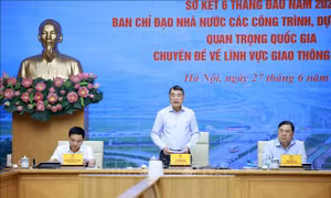 Thủ tướng chủ trì sơ kết các dự án giao thông vận tải trọng điểm