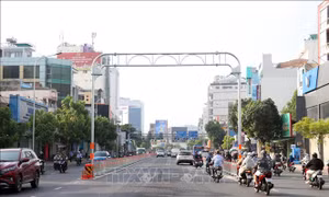 TP Hồ Chí Minh: Thử nghiệm phân luồng đảo chiều trên đường Cộng Hòa