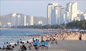 Tạo cú hích phát triển, nâng tầm đô thị biển Khánh Hòa