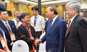 Chủ tịch nước dự Hội nghị biểu dương cán bộ mặt trận giai đoạn 2017-2022