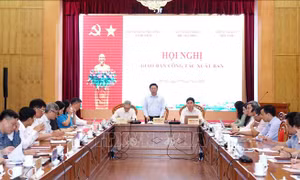 Mỗi xuất bản phẩm đều mang trách nhiệm chính trị, xã hội và nghề nghiệp