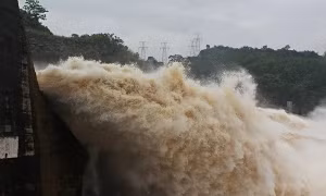 Ba hồ thủy điện ở Bình Phước xả tràn, bảo đảm an toàn hồ chứa