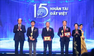 Hành trình 15 năm tìm kiếm người tài của Giải thưởng Nhân tài Đất Việt