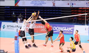 Bóng chuyền nam Việt Nam thắng kịch tính Thái Lan, giành vé vào chung kết