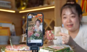 Thương mại điện tử định hình cuộc chơi mới