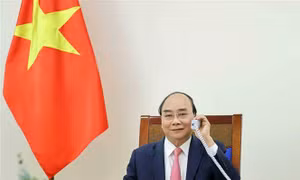 Thủ tướng Nguyễn Xuân Phúc điện đàm với Thủ tướng Hà Lan Mark Rutte