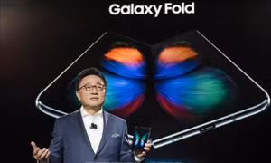 Samsung tiết lộ thông số kỹ thuật của điện thoại gập Galaxy Fold
