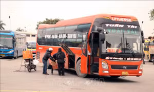 Giao thông Hải Phòng trước Tết đông nhưng không ùn ứ