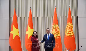 Phó Chủ tịch nước Võ Thị Ánh Xuân tiếp Tổng Thư ký SCO, gặp Tổng thống Kyrgyzstan