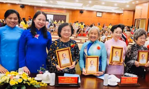 Nữ chiến sỹ cách mạng bị địch bắt tù đày - tấm gương sáng, truyền lửa cho thế hệ trẻ