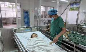 Cứu sống bệnh nhân mang thai ngoài tử cung vỡ