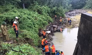 Tìm thấy thi thể nạn nhân bị lũ cuốn ở huyện Hòa Vang, Đà Nẵng