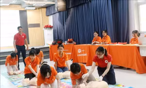 Tháng Nhân đạo 2026: Huy động sức mạnh cộng đồng chăm lo cho người yếu thế