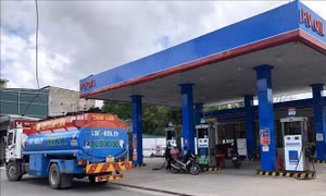 Bộ GTVT chỉ đạo tạo thuận lợi cho vận chuyển xăng dầu