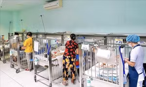 Hà Nội: Ngăn chặn virus Adeno bùng phát