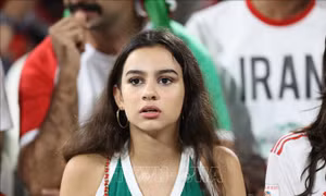 Hình ảnh các cổ động viên xinh đẹp người Iran tại Asian Cup 2019