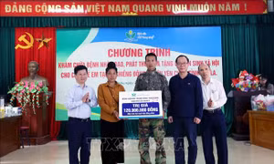 Xóa nhà tạm: Giảm gánh nặng cho gia đình bệnh nhi ở vùng cao