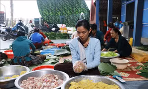 Bánh tét mặt trăng khẳng định thương hiệu trên thị trường Tết