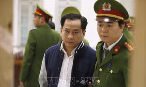 Xét xử Phan Văn Anh Vũ và đồng phạm: Hai Thứ trưởng Bộ Công an đều thừa nhận thiếu trách nhiệm