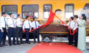 Khai trương đoàn tàu 'Phong Nha - Cố đô Huế: Hành trình Di sản thế giới'