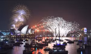 Thế giới bừng sáng với những màn pháo hoa rực rỡ chào đón năm mới 2019
