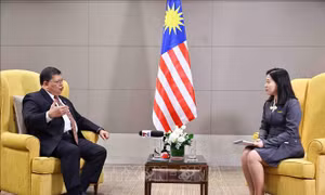 Chủ tịch Hạ viện Malaysia: Tăng cường ngoại giao Nghị viện giữa Việt Nam và Malaysia