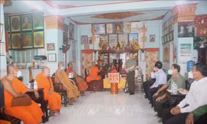 Thăm, chúc Tết Chôl Chnăm Thmây tại Bạc Liêu