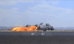 Houthi tấn công quân đội Yemen gây thương vong lớn