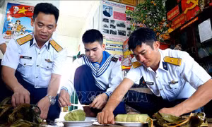 Tết đến với người lính nhà giàn DK1