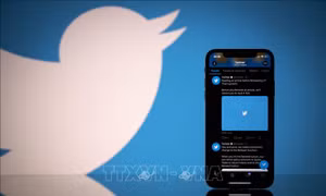 Twitter cho phép các báo tính phí người dùng