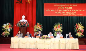 Đoàn đại biểu Quốc hội tỉnh Yên Bái tiếp xúc cử tri huyện Văn Chấn và Trạm Tấu
