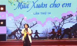 Ấm áp Chương trình 'Mùa Xuân cho em' lần thứ 14