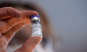 Nga có thể phê chuẩn các loại vaccine ngừa COVID-19 của các hãng dược phẩm nước ngoài