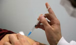 Seychelles - quốc gia châu Phi đầu tiên tiêm vaccine ngừa COVID-19