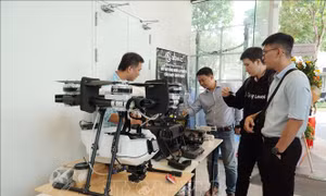 Tận dụng thời cơ, vượt qua thách thức tiếp tục phát triển nhanh và bền vững đất nước