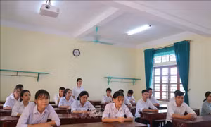 Phương án thi THPT quốc gia mới: Cần chuẩn bị kỹ điều kiện vật chất và con người