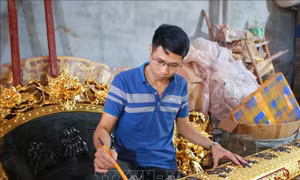 Làng nghề mộc chạy đua với thời gian sản xuất hàng Tết