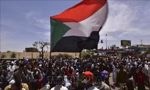  Hội đồng Quân sự chuyển tiếp tại Sudan đề nghị gặp các thủ lĩnh biểu tình