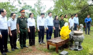 Kỷ niệm 115 năm Ngày sinh Đại tướng Võ Nguyên Giáp: Tri ân vị tướng của lòng dân